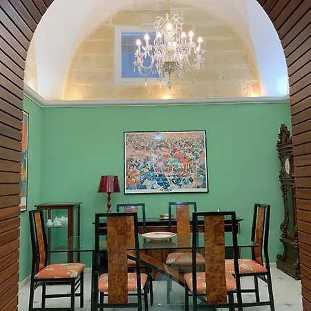 Oriental Design Nel Centro Di * Лечче