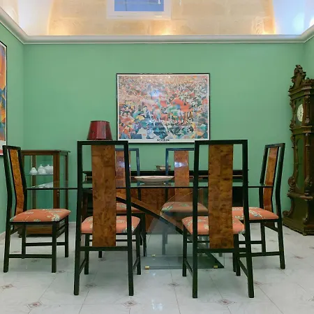 Oriental Design Nel Centro Di Appartamento