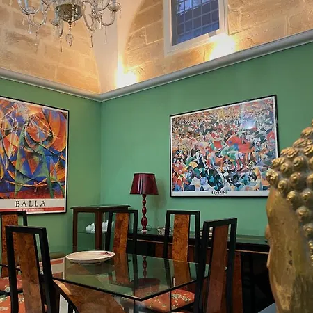Oriental Design Nel Centro Di Лечче